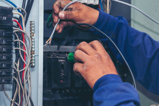 Best 24-Hour Electrician  in Loch Lomond, VA